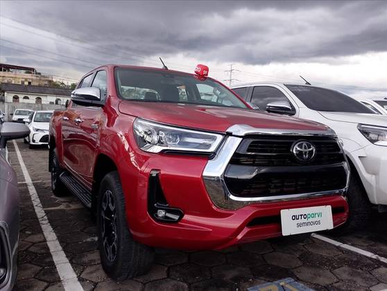 TOYOTA HILUX 2.8 D-4D TURBO DIESEL CD SRX 4X4 AUTOMÁTICO